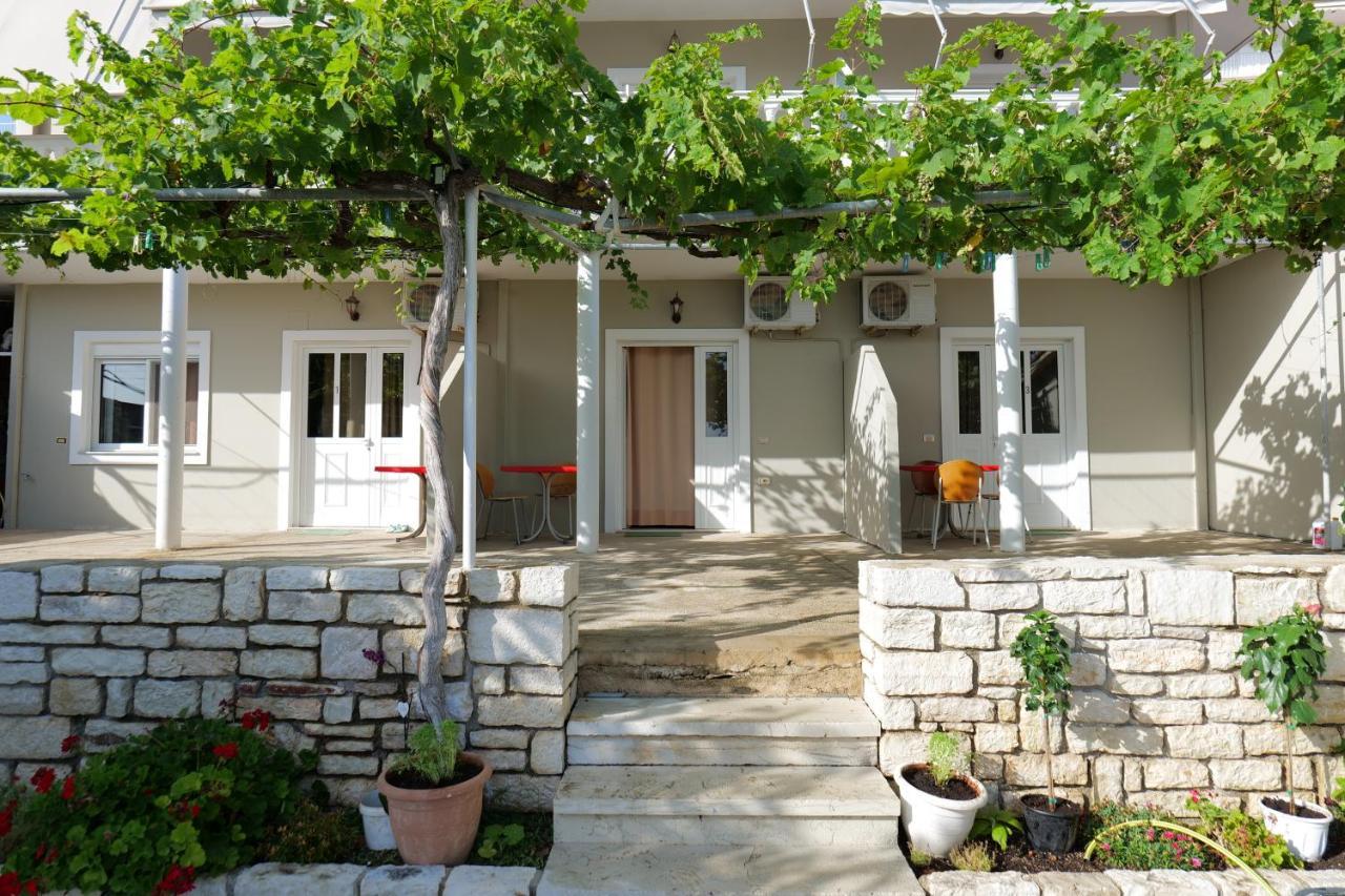 Villa Gjika Qeparo Dış mekan fotoğraf